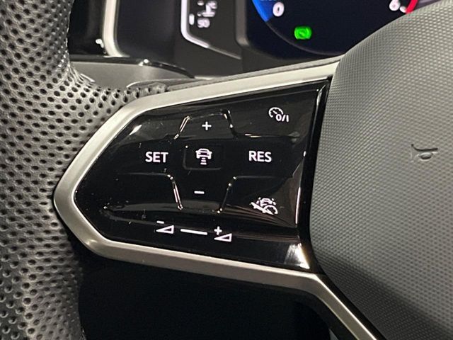 VOLKSWAGEN T-ROC 2023 Image 31