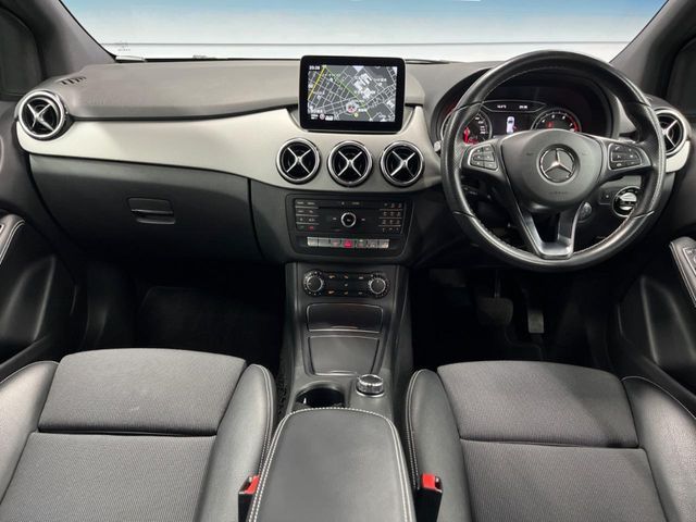 MERCEDES BENZ B CLAS 2018 Image 31