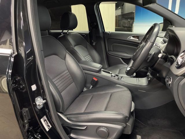 MERCEDES BENZ B CLAS 2018 Image 31