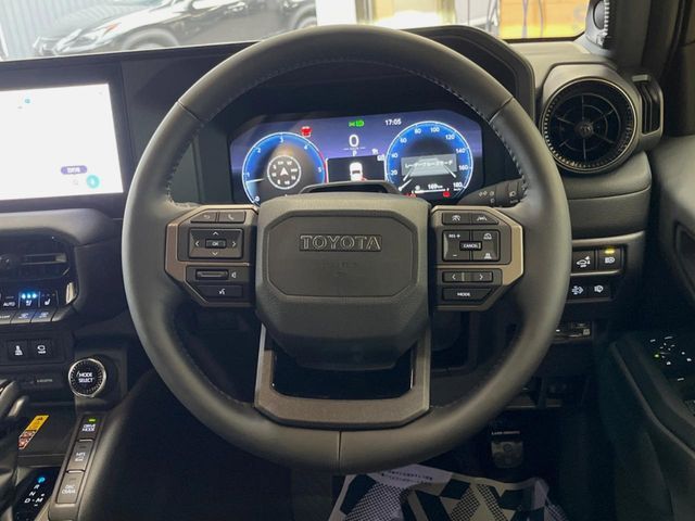 TOYOTA LANDCRUISER 250 2025 Image 31