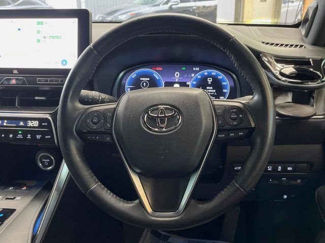 TOYOTA HARRIER HYBRID 2023 Image 31