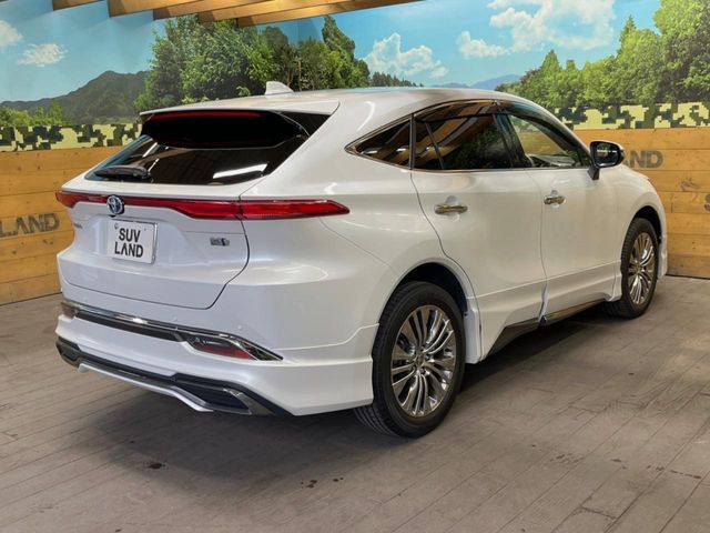 TOYOTA HARRIER HYBRID 2023 Image 31