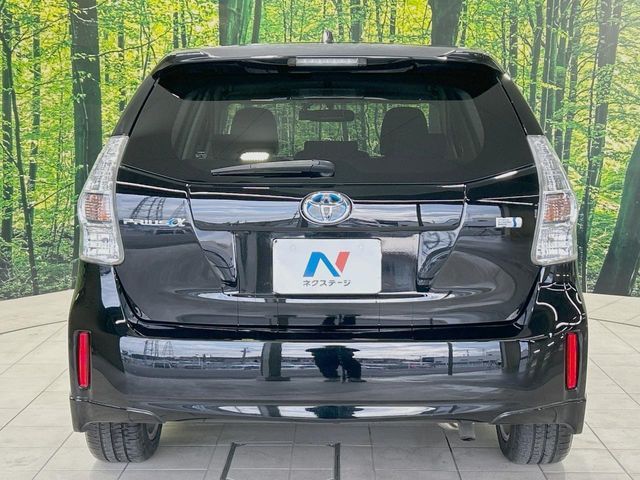 TOYOTA PRIUS ALPHA 2013 Image 31