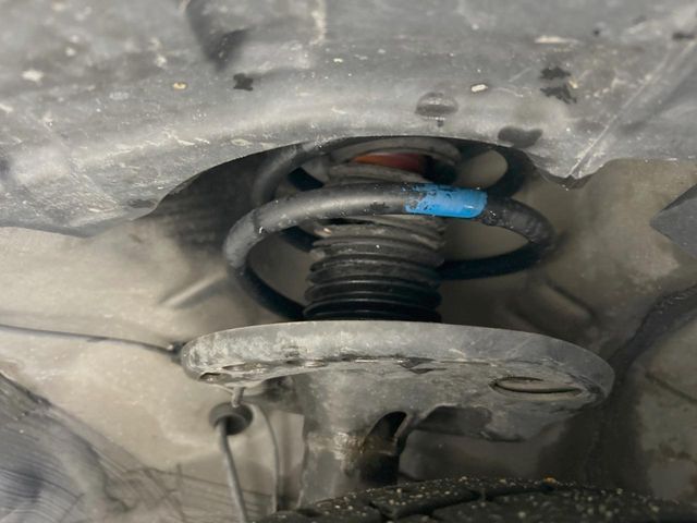 TOYOTA PRIUS ALPHA 2013 Image 31