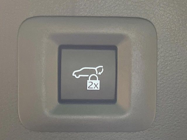 TOYOTA VELLFIRE  HYBRID 2023 Image 31