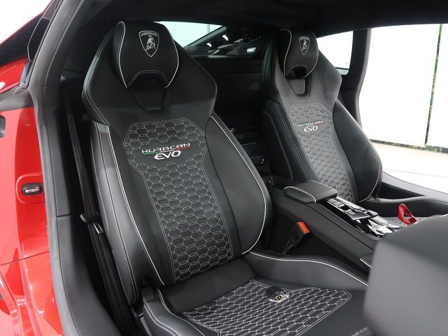 LAMBORGHINI HURACAN 2022 Image 31