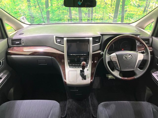TOYOTA VELLFIRE 2012 Image 31