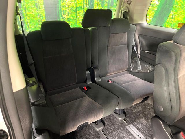 TOYOTA VELLFIRE 2012 Image 31