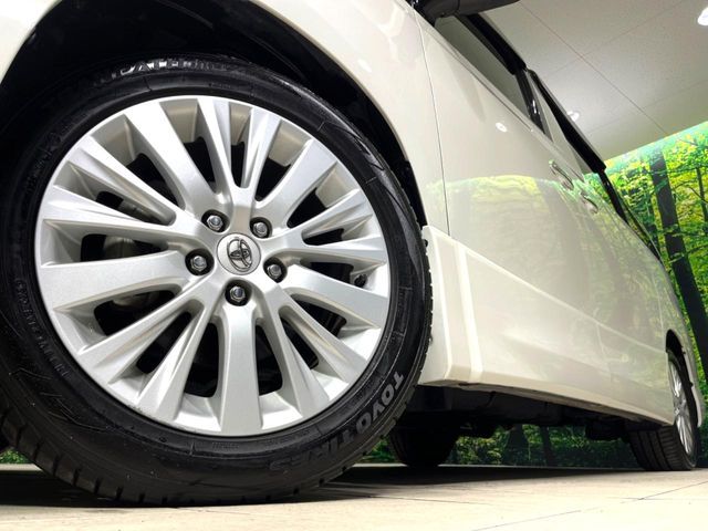 TOYOTA VELLFIRE 2012 Image 31