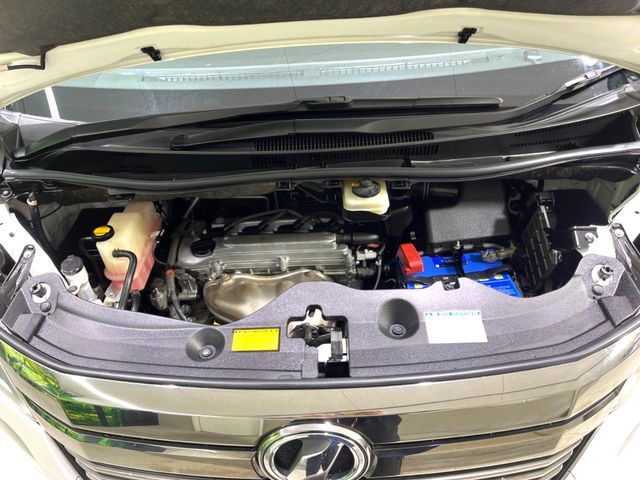 TOYOTA VELLFIRE 2012 Image 31