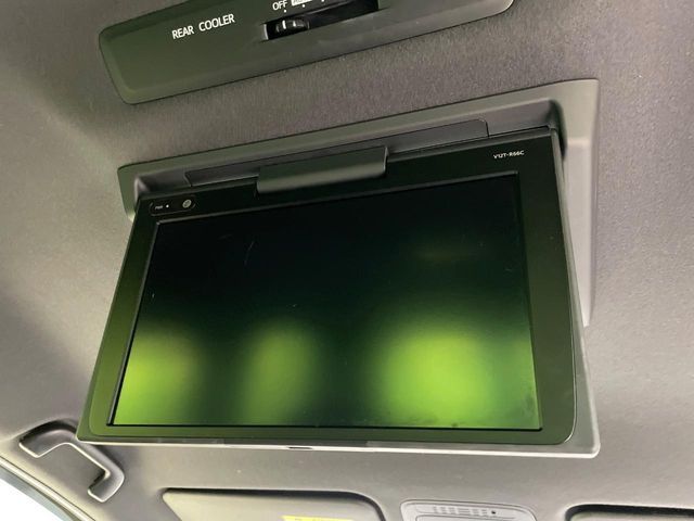 TOYOTA VOXY 2017 Image 31