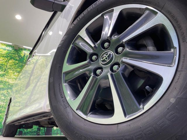 TOYOTA VOXY 2017 Image 31