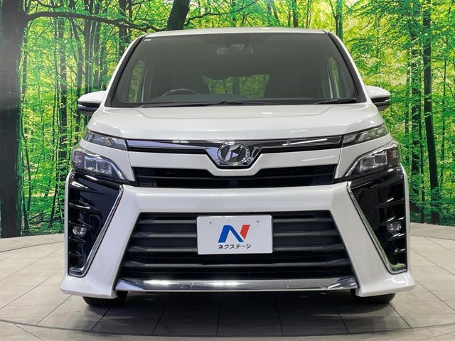 TOYOTA VOXY 2017 Image 31