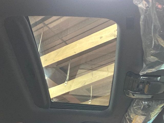 TOYOTA LANDCRUISER 250 2024 Image 31