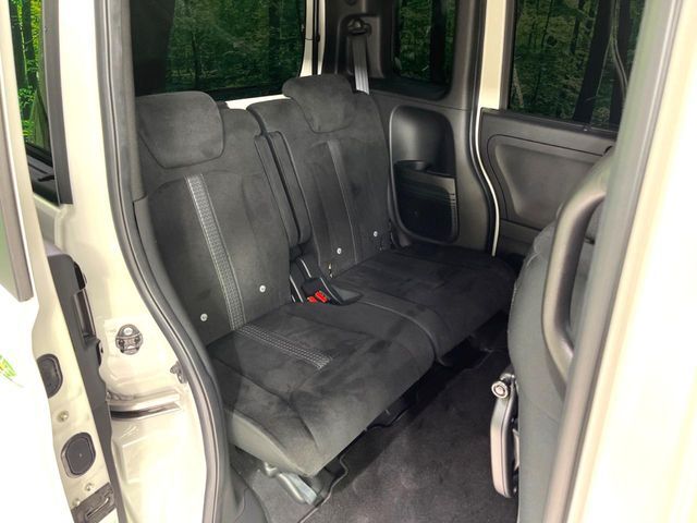 HONDA N BOX CUSTOM 2022 Image 31