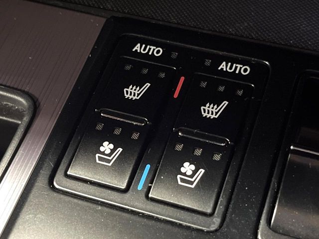 TOYOTA LEXUS RX450H AWD 2021 Image 31