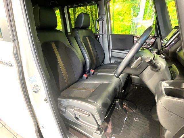 HONDA N BOX CUSTOM 2018 Image 31