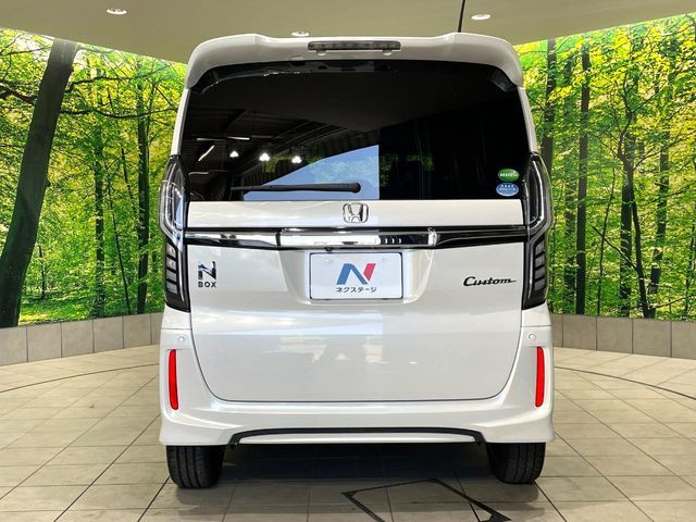 HONDA N BOX CUSTOM 2018 Image 31