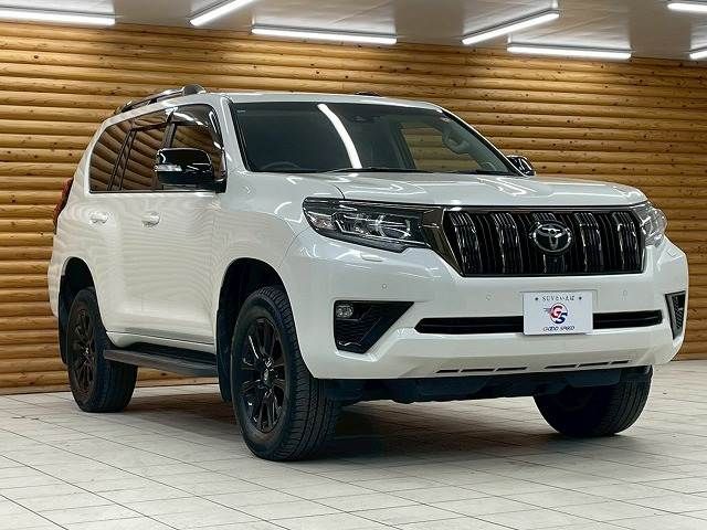 TOYOTA LANDCRUISER PRADO 2022 Image 31