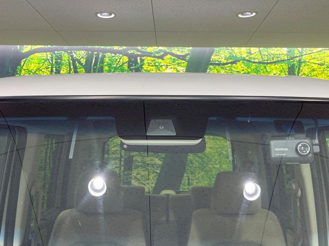 HONDA N BOX 2019 Image 31