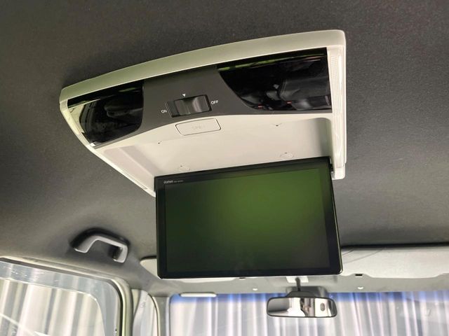 HONDA N BOX CUSTOM 2019 Image 31