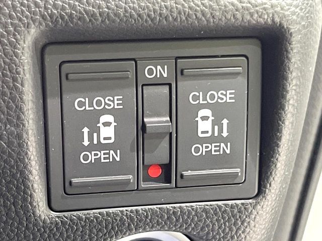 HONDA N BOX CUSTOM 2019 Image 31