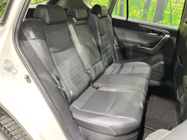 TOYOTA RAV4 HYBRID 4WD 2020 Image 31