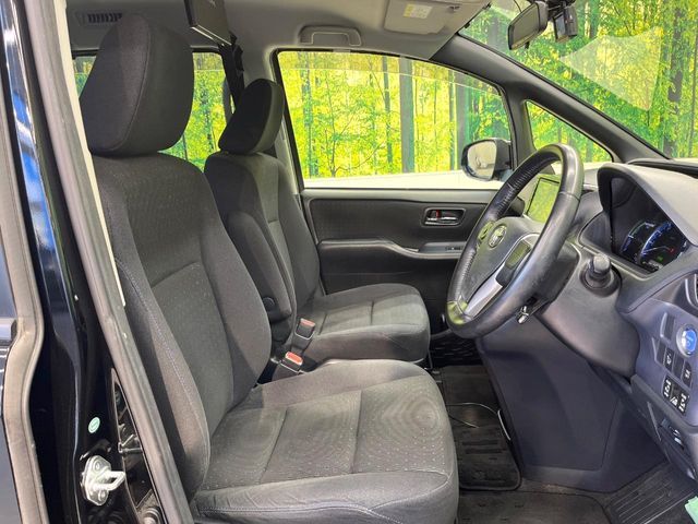 TOYOTA NOAH HYBRID 2015 Image 31