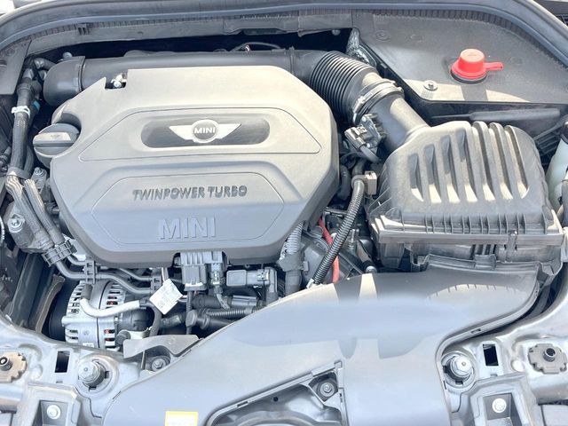 BMW MINI COOPER D 5D 2017 Image 31