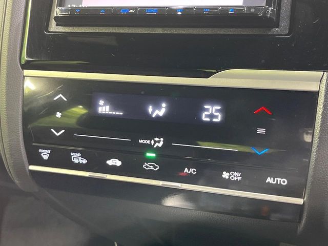 HONDA FIT HYBRID 4WD 2014 Image 31