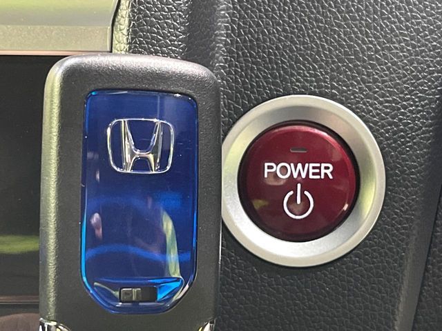 HONDA FIT HYBRID 4WD 2014 Image 31