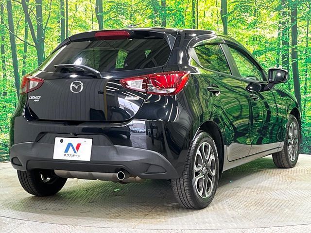 MAZDA DEMIO 4WD 2015 Image 31