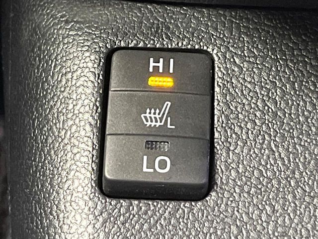 TOYOTA PRIUS 2015 Image 31