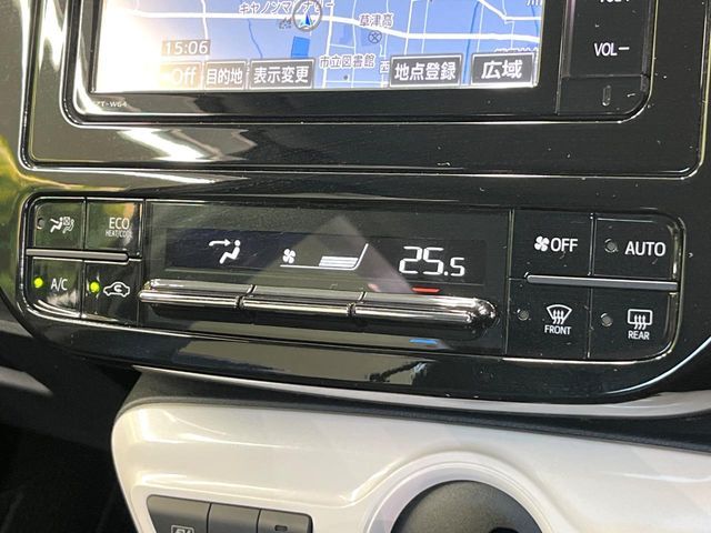 TOYOTA PRIUS 2015 Image 31