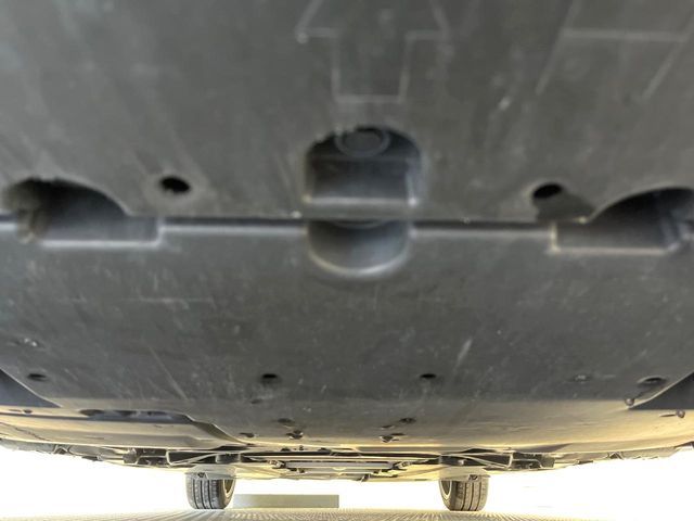 TOYOTA PRIUS 2015 Image 31