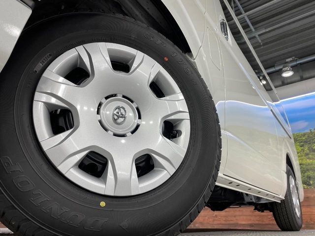 TOYOTA HIACE VAN 2WD 2026 Image 31