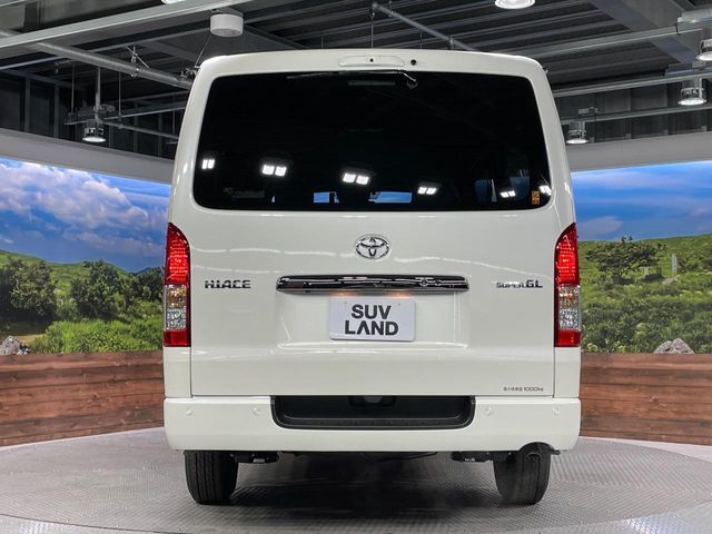 TOYOTA HIACE VAN 2WD 2026 Image 31