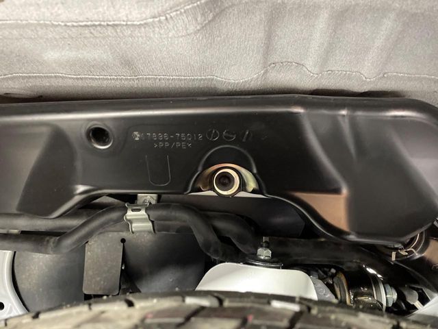 TOYOTA HIACE VAN 2WD 2026 Image 31