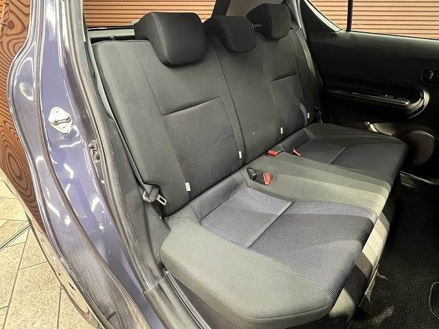 TOYOTA AQUA 2015 Image 31