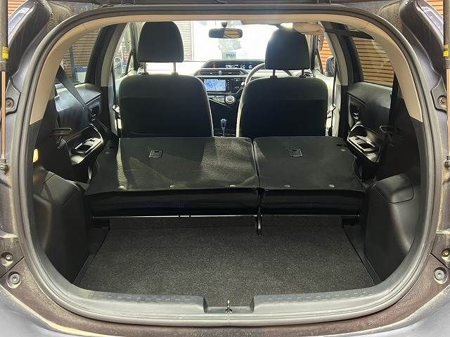 TOYOTA AQUA 2015 Image 31