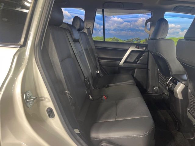 TOYOTA LANDCRUISER PRADO 2022 Image 31