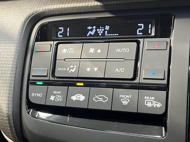 HONDA STEPWAGON 2015 Image 31