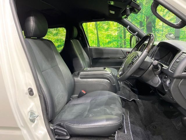 TOYOTA HIACE VAN 4WD 2022 Image 31