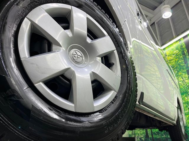 TOYOTA HIACE VAN 4WD 2022 Image 31