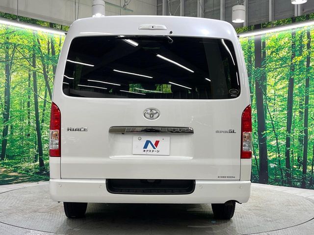 TOYOTA HIACE VAN 4WD 2022 Image 31
