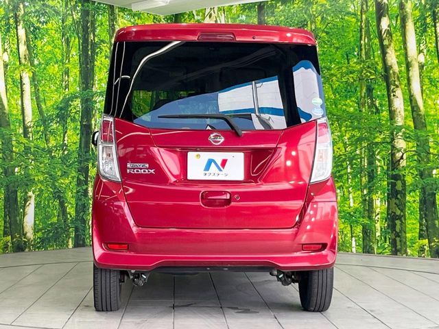 NISSAN DAYZ ROOX 2018 Image 31