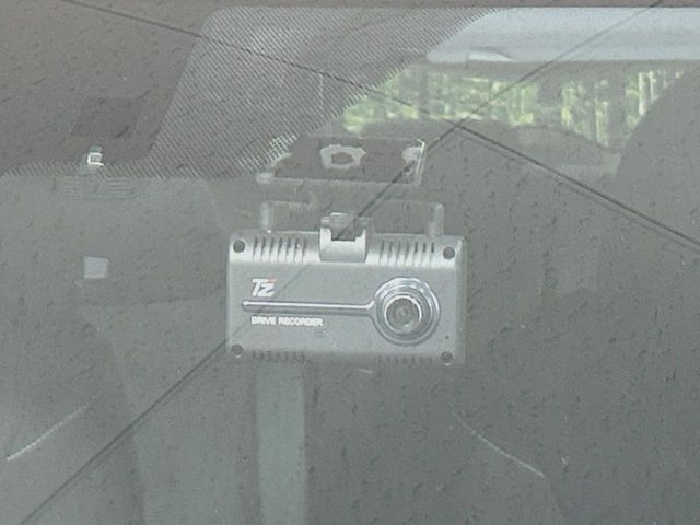 TOYOTA PRIUS PHV 2020 Image 31