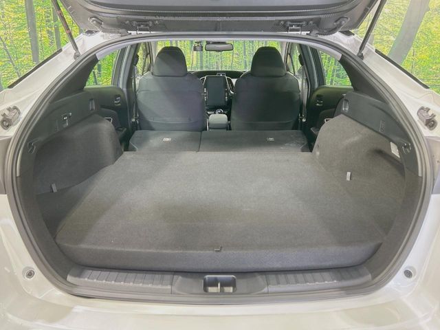 TOYOTA PRIUS PHV 2020 Image 31