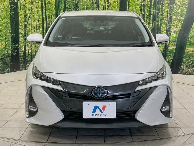 TOYOTA PRIUS PHV 2020 Image 31