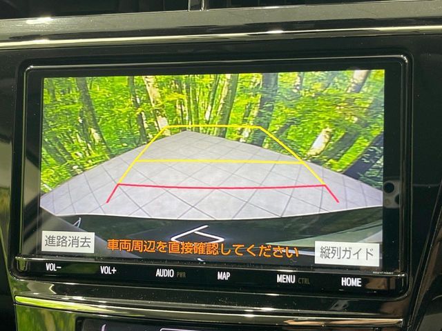 TOYOTA PRIUS ALPHA 2019 Image 31